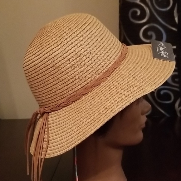 chic ruff Accessories - 🆕️Bucket straw hat